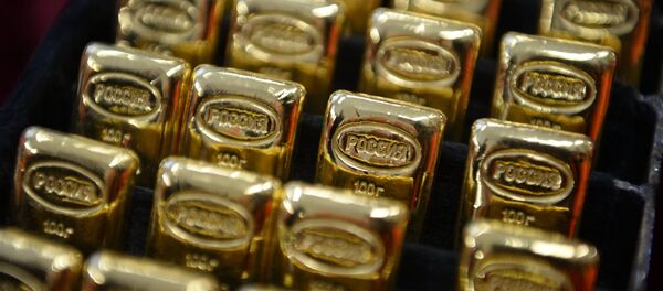 Открытие линии по производству банковских слитков на Екатеринбургском заводе - Sputnik Mundo
