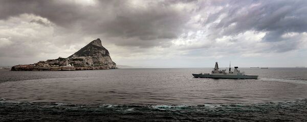 Destructor de la Marina Real Británica cerca de Gibraltar (archivo) - Sputnik Mundo