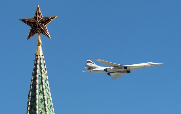 La estrella roja del Kremlin en el Día de la Victoria - Sputnik Mundo