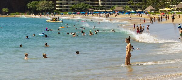 Playa en Lahaina, Hawái - Sputnik Mundo
