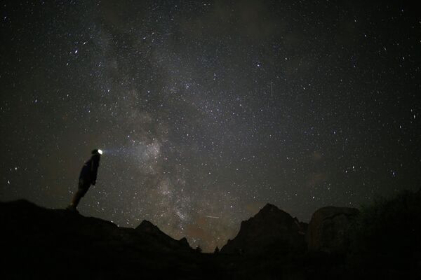 Las perseidas, una espectacular lluvia de meteoros - Sputnik Mundo