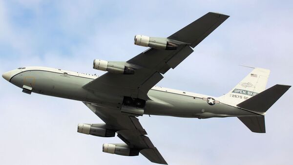 Avión de observación OC-135B - Sputnik Mundo