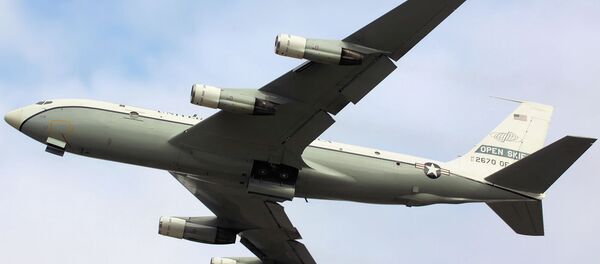 OC-135B - Sputnik Mundo