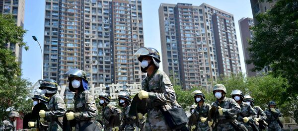 Soldados chinos en Tianjin, China - Sputnik Mundo