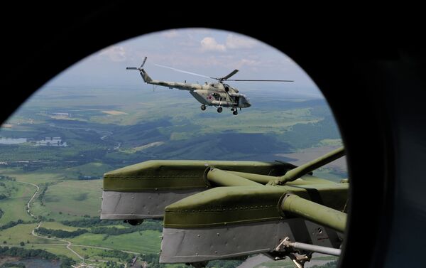 Helicóptero de combate Mi-8MTV-5 - Sputnik Mundo