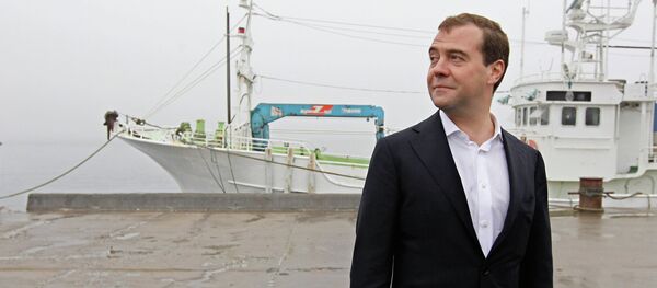 Dmitri Medvédev durante su visita a las islas Kuriles Dmitri Medvédev durante su visita a las islas Kuriles - Sputnik Mundo
