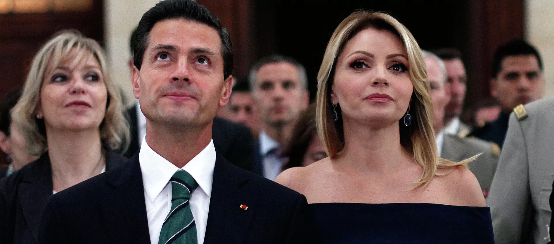Enrique Peña con su esposa Angélica Rivera - Sputnik Mundo, 1920, 18.07.2016