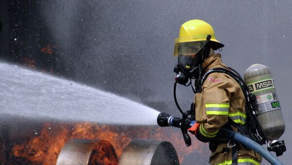 Un bombero de Japón (Archivo) - Sputnik Mundo