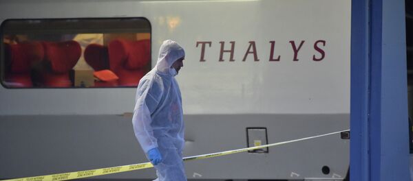 Policía francesa en el lugar del tiroteo - Sputnik Mundo