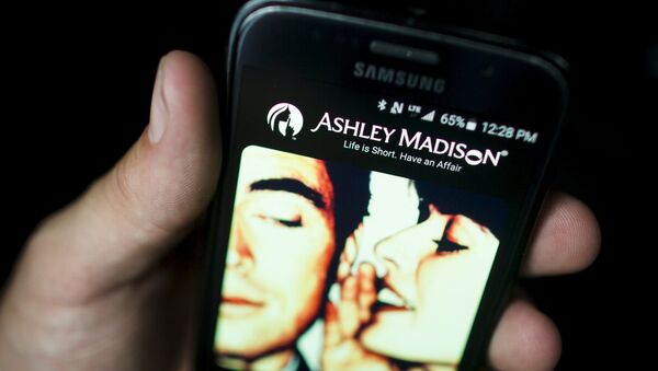 Ashley Madison app - Sputnik Mundo