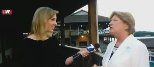 Asesinan a dos periodistas en EEUU mientras hacían una entrevista en vivo - Sputnik Mundo