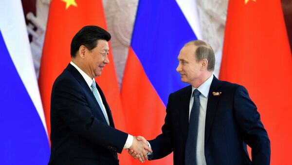 Presidente de China, Xi Jinping y presidente de Rusia, Vladímir Putin - Sputnik Mundo