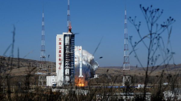 Lanzamiento de un satélite chino (archivo) Lanzamiento de un satélite chino (archivo) - Sputnik Mundo