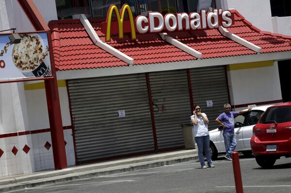 Un McDonald's cerrado - Sputnik Mundo