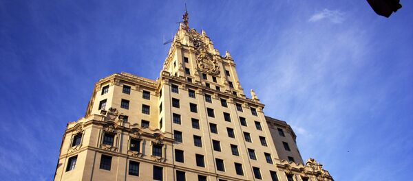 Edificio de Telefónica en la Gran Vía en Madrid - Sputnik Mundo