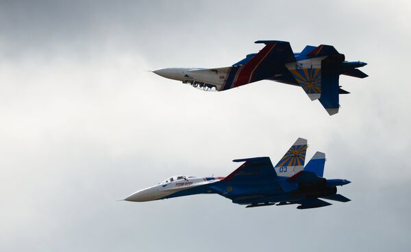 Aviones Su-27 - Sputnik Mundo