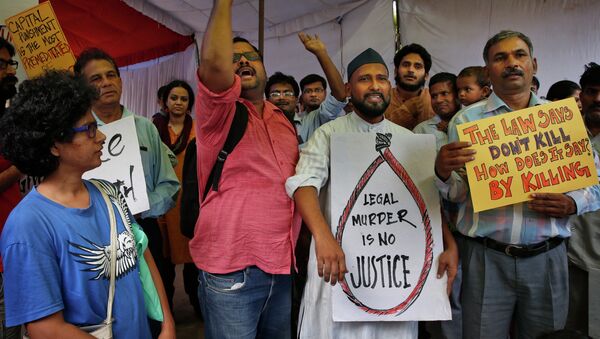 Manifestantes protestan contra ejecución de Yakub Abdul Razak Memon - Sputnik Mundo