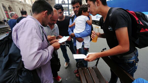 Migrantes en Hungría - Sputnik Mundo