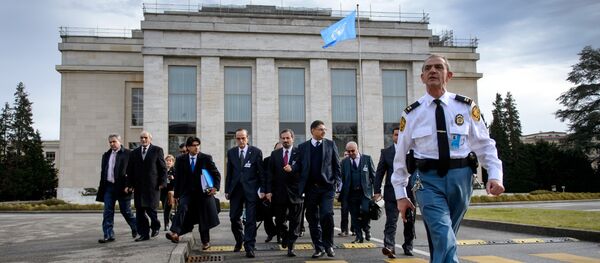 Delegación de la oposición siria durante negociaciones en oficina de la ONU en Ginebra - Sputnik Mundo