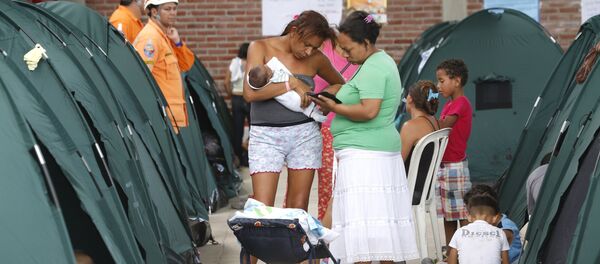 Colombianos deportados a su país desde Venezuela - Sputnik Mundo