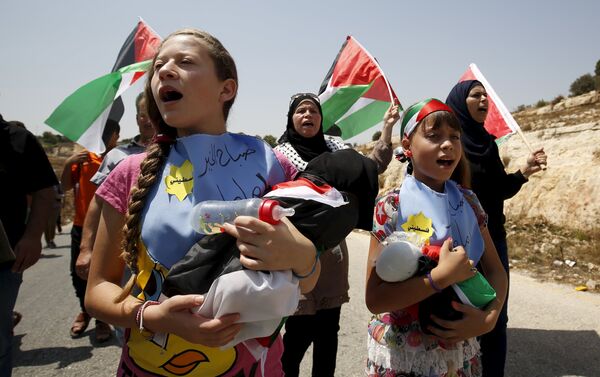 Protesta en Nabi Saleh - Sputnik Mundo