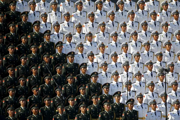 El grandioso desfile militar en Pekin El grandioso desfile militar en Pekin - Sputnik Mundo