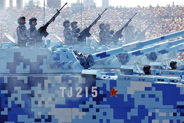El grandioso desfile militar en Pekin El grandioso desfile militar en Pekin - Sputnik Mundo