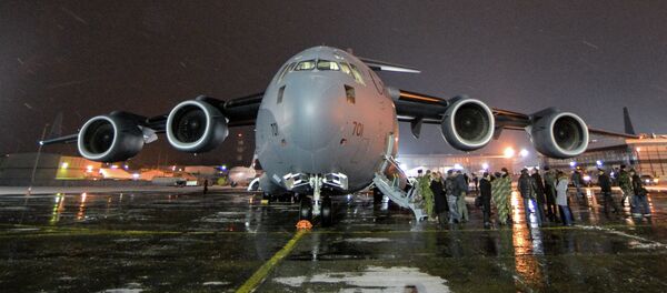 Boeing CC-177 canadiense en el aeropuerto de Boryspil - Sputnik Mundo