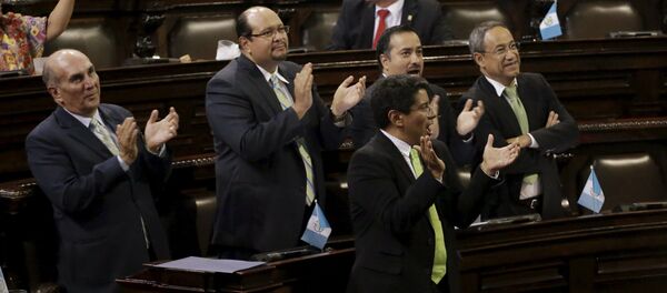 Congreso de Guatemala decidió retirar inmunidad del presidente Otto Pérez Molina, el 1 de septiembre, 2015 - Sputnik Mundo