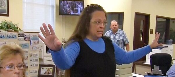 Kim Davis, la funcionaria judicial - Sputnik Mundo