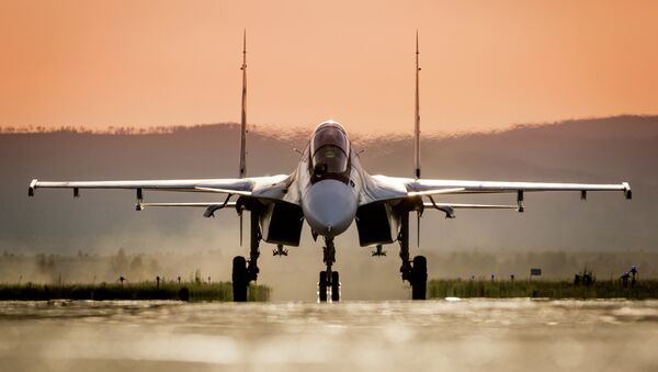 El avión Su-30SM de las Fuerzas Aeroespaciales de Rusia - Sputnik Mundo