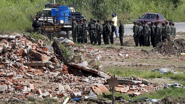 Militares venezolanos en la frontera con Colombia - Sputnik Mundo