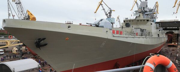 Construcción de un buque en un astillero en oblást de Kaliningrado, Rusia - Sputnik Mundo