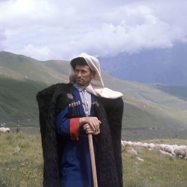 Los insólitos trajes nacionales - Sputnik Mundo