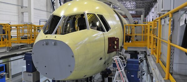 Construcción del avión civil MS-21 - Sputnik Mundo