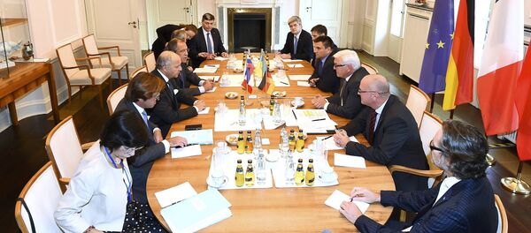 Ministro de Exteriores de Francia Laurent Fabius, ministro de Exterirores de Rusia Serguéi Lavrov, ministro de Exteriores de Ucrania Pavló Klimkin y ministro de Exteriores de Alemania Frank-Walter Steinmeier - Sputnik Mundo