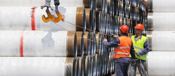 Морской газопровод «Турецкий поток» будет построен из более чем 300 000 труб Морской газопровод «Турецкий поток» будет построен из более чем 300 000 труб - Sputnik Mundo