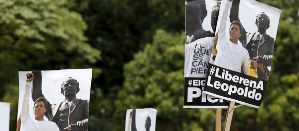 Manifestantes venezolanos exigen la liberación del líder opositor Leopoldo López - Sputnik Mundo
