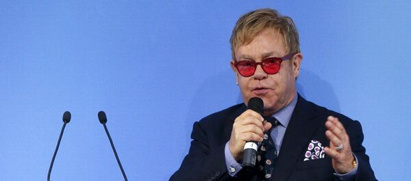 Elton John - Sputnik Mundo