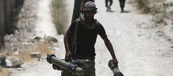 El programa de EEUU para entrenar rebeldes sirios necesita cambios, dice la Casa Blanca - Sputnik Mundo