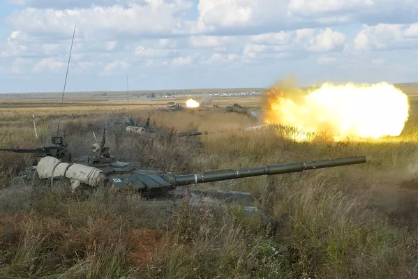 Ejercicios militares Tsentr 2015 Ejercicios militares Tsentr 2015 - Sputnik Mundo