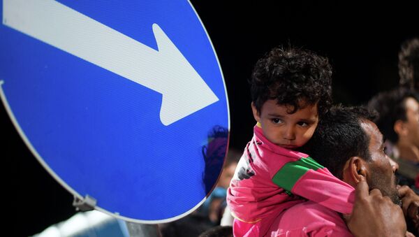 Refugiados en Hungría - Sputnik Mundo