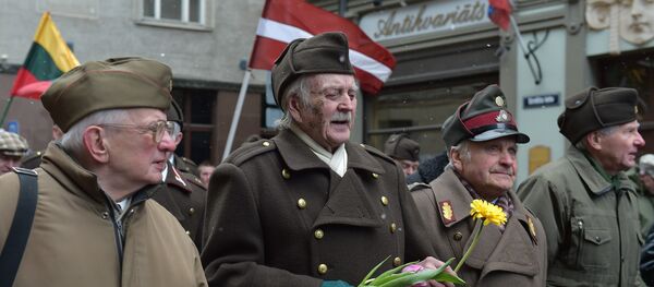 Veteranos que colaboraron con Wafen SS Veteranos que colaboraron con Wafen SS - Sputnik Mundo