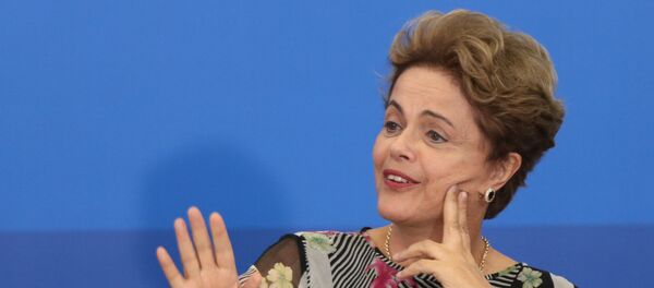 Dilma Rousseff, presidenta de Brasil - Sputnik Mundo