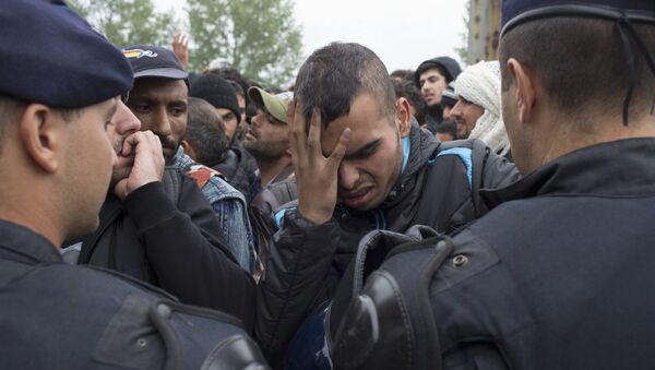 Centro de tránsito en Opatovac - Sputnik Mundo