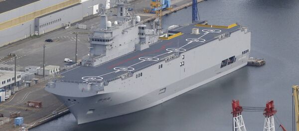 Portahelicópteros de la clase Mistral en el astillero de Saint-Nazaire, Francia - Sputnik Mundo