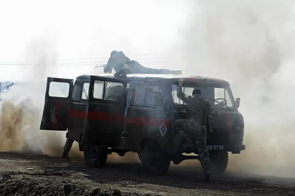 Biatlón de tanques en Donbás Biatlón de tanques en Donbás - Sputnik Mundo