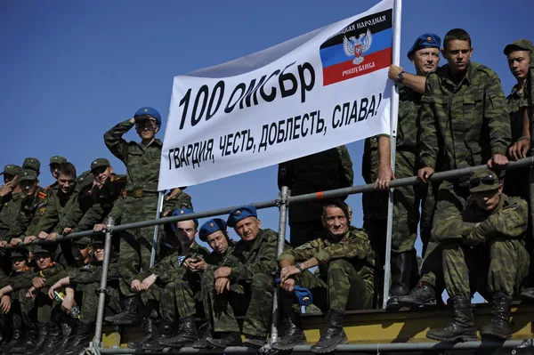 Biatlón de tanques en Donbás Biatlón de tanques en Donbás - Sputnik Mundo