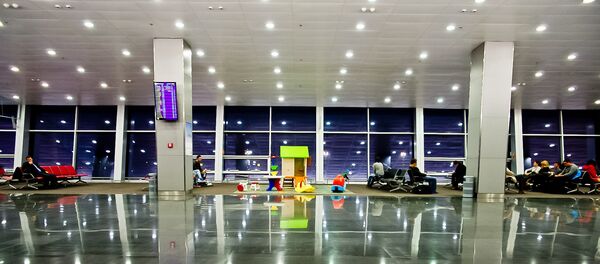 El aeropuerto de Kiev - Sputnik Mundo