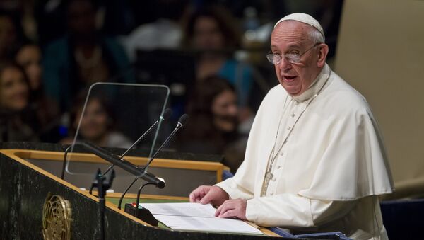 El Papa Francisco en la tribuna de la Asamblea General de la ONU de Nueva York, EEUU - Sputnik Mundo